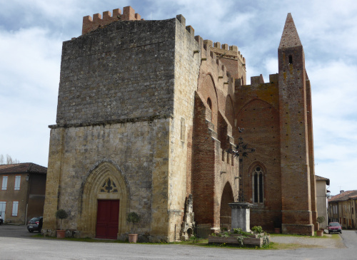 L'église fortifiée de Simorre