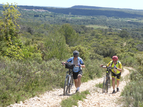 Montée au col du Plan des Masques