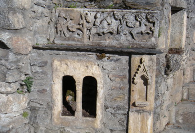détail de la fontaine de Soulan